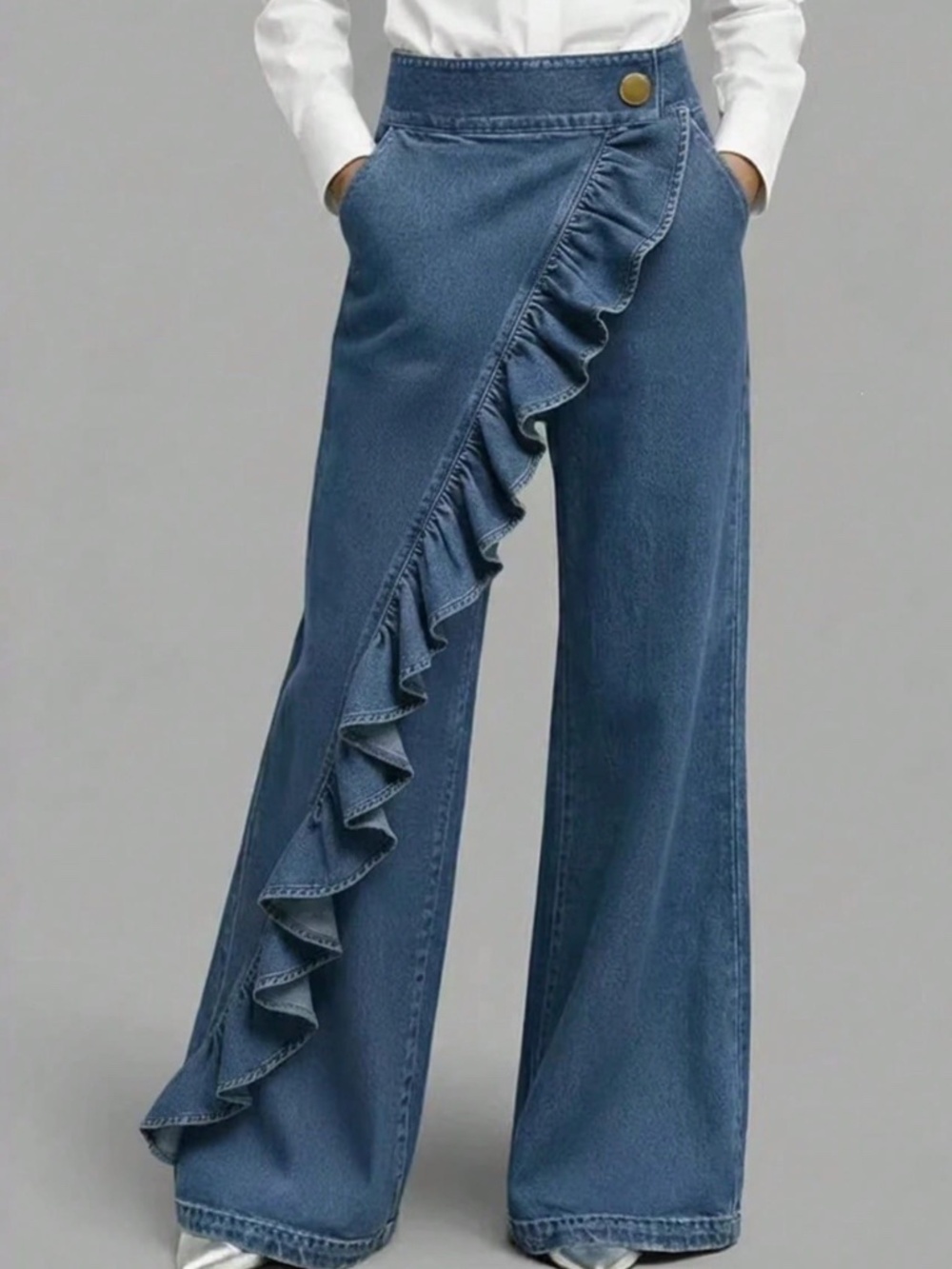 Light Wash Ruffle Detail Wide Leg Denim Jeans - Picture 4 of 8
